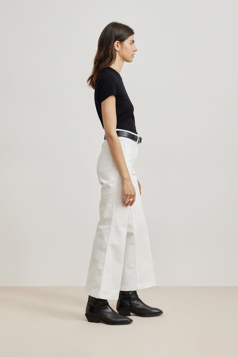 THE CROPPED TROUSERS <br>Denim White